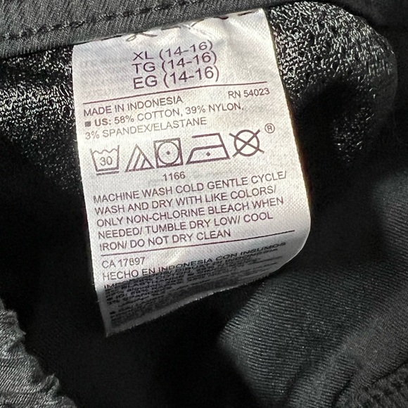 Boys new with tags Old Navy joggers size XL 14-16 - Picture 2 of 6